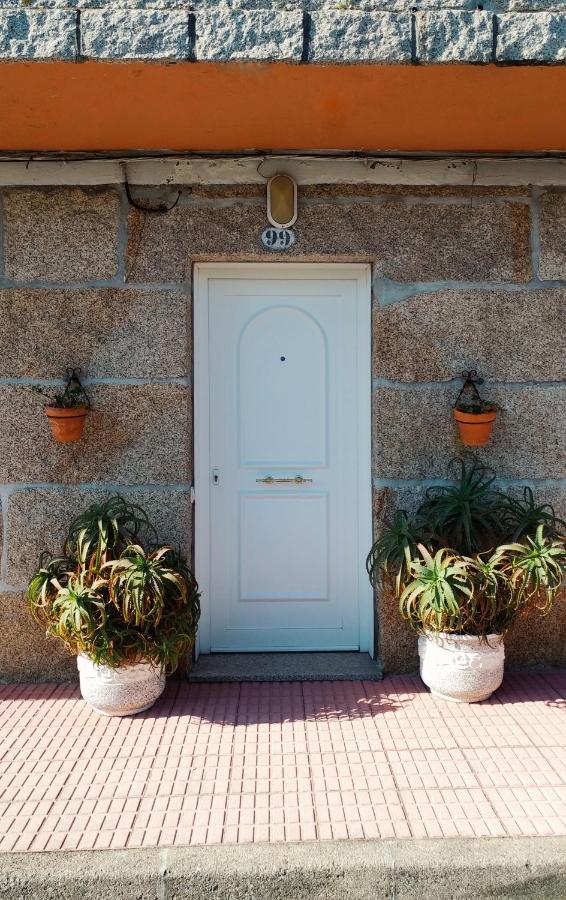 Apartamento Revolta Noalla  Kültér fotó